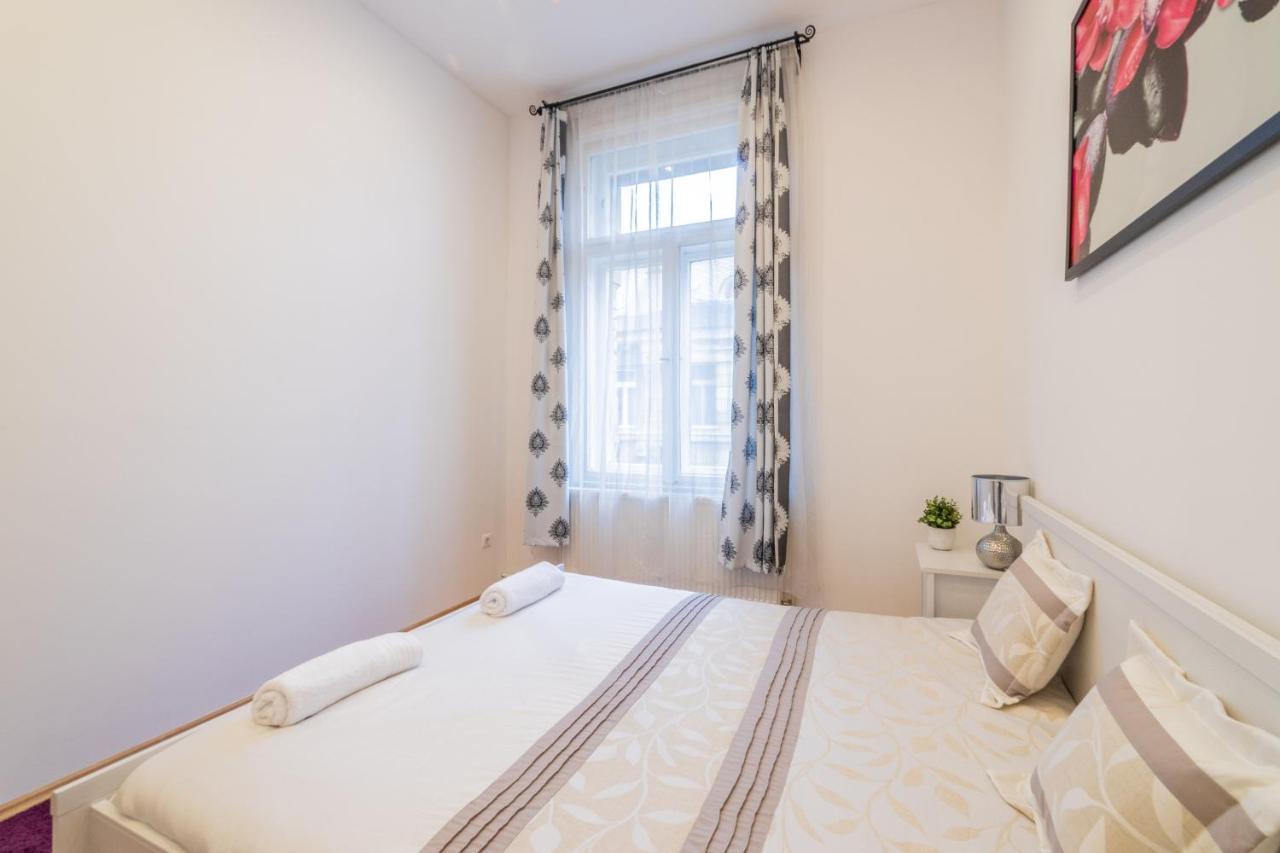 Real Apartments Anker Budapest Ngoại thất bức ảnh